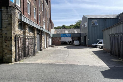 Commercial Property to rent Image 3