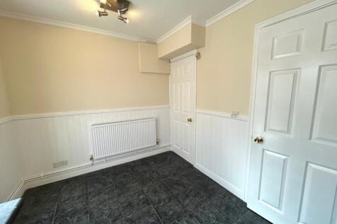 Burr Tree Drive, Leeds, LS15 photo 4