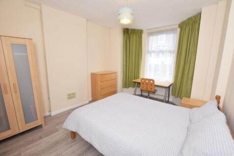 Teversal Avenue, Nottingham photo 2