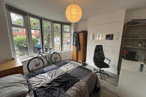 Brentbridge Road, Fallowfield, £140pppw photo 5