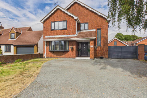 3 Bedroom House - detached for Sale