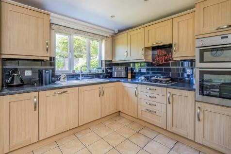 Robinson Close, Selsey-PorticoMarketing-Nexa-3.JPG