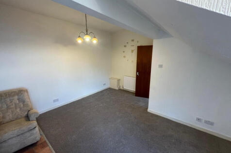 Flat 10, 224-226 Hornby Road