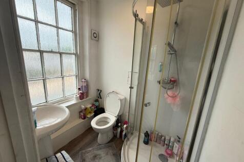 Middle Flat, Wellington Street, Newmarket, CB8 photo 4