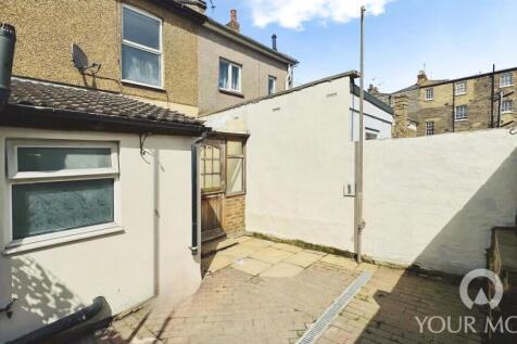 Bernard Street, Gravesend, DA12 photo 5
