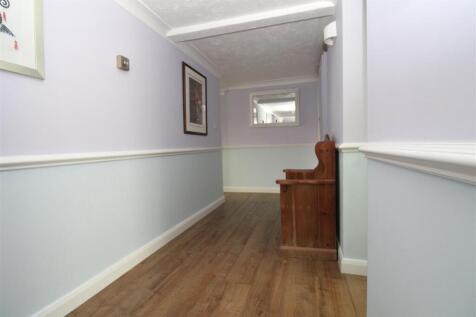 hallway 2.JPG