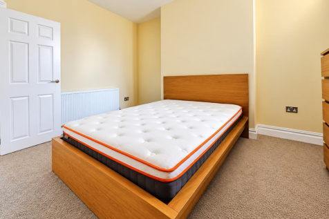 Corporation Road, Grangetown, Cardiff photo 4