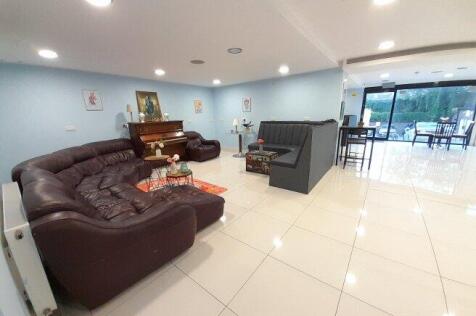 crendon-street-hp13-6ls-970231