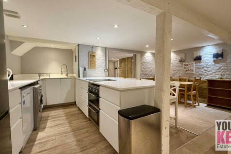 Folkestone estate agents, Your Key Move - Sandgate