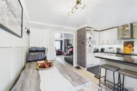 Sittingbourne, ME10 - property photo