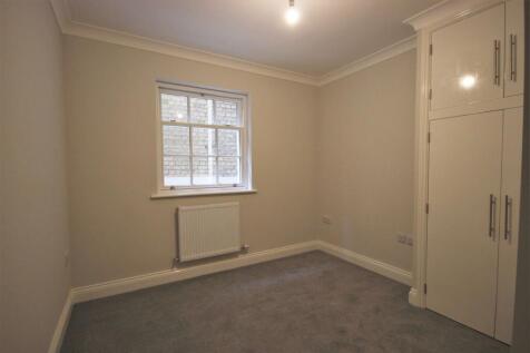 The Crescent, Smalley House, MK40 photo 5