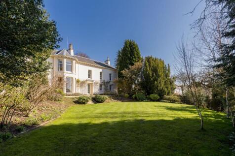 4 bedroom Detached for sale