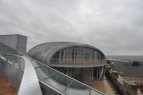 Rooftop Balcolny