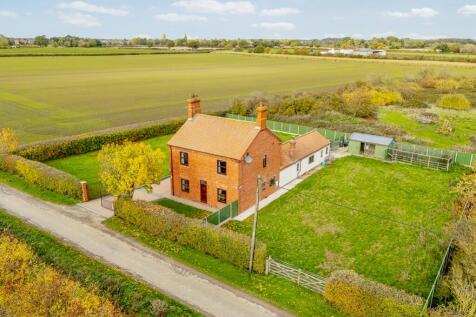 Grange Farm Cottage (Bassingham)-1