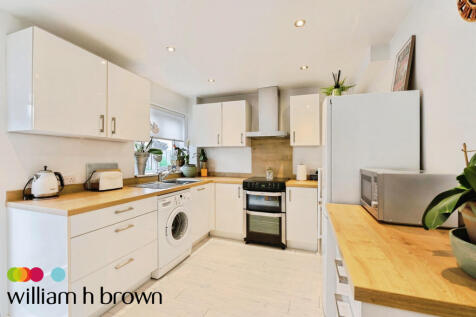 Rose Valley Crescent, STANFORD-LE-HOPE photo 5