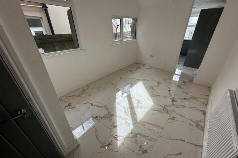 6 Bedroom HMO to Rent | Lisvane Street
