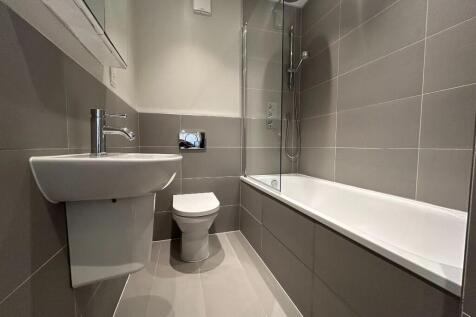 Churston Close, Tulse Hill, Lambeth, London photo 4