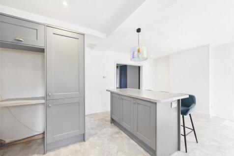 Finlay Road, Gloucester, Gloucestershire, GL4 photo 3