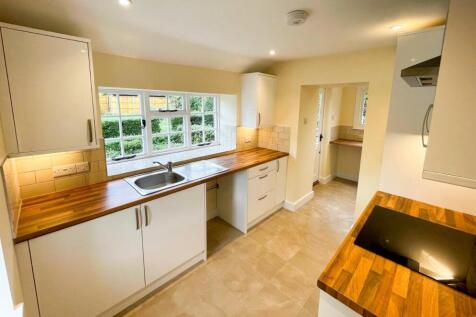Pluckley Road, Bethersden, Ashford TN26 3DD photo 4