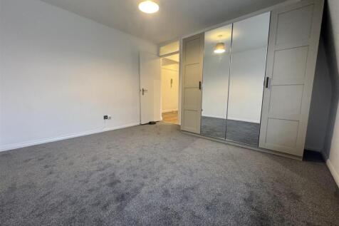 Anstey Lodge, Wellington Road, EN1 photo 3