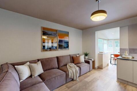 5 Bedroom House in M14 6FN