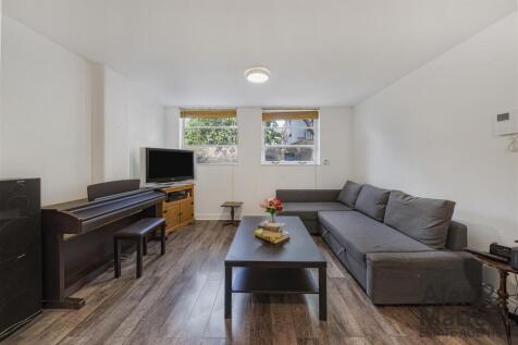 Solarium Court