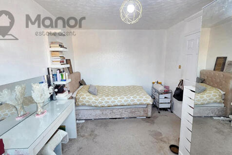 WhatsApp Image 2025-11-19 at 11.34.25 (5)