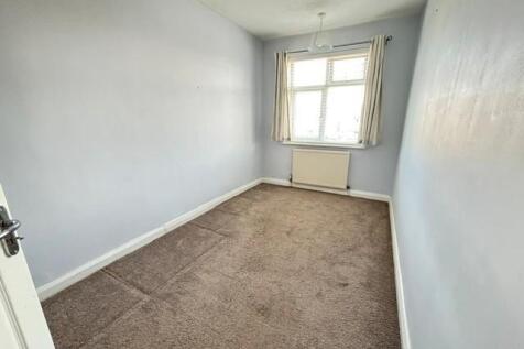 Bedroom 3.jpg