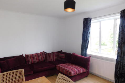 17, Carrick Knowe Gardens, Edinburgh, EH12 7EY photo 3