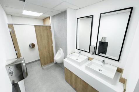 Office to rent Image 11