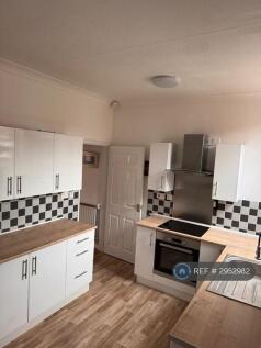 Solvay Road, Northwich, CW8 photo 4