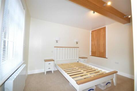 Flat 2a Golden Cross Passage, High Street, Shrewsbury, SY1 1SY photo 4