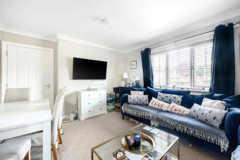 1302427-4-684312b...