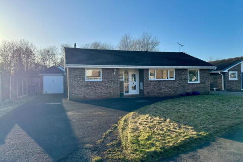 Preston, PR1 - property photo
