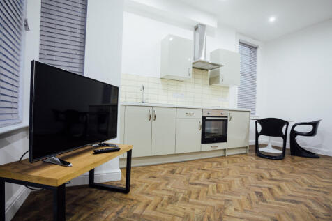 1-bed house on Radmoor Road, Loughborough, £693/mo