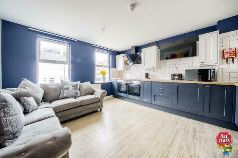 Kitchen/ LR