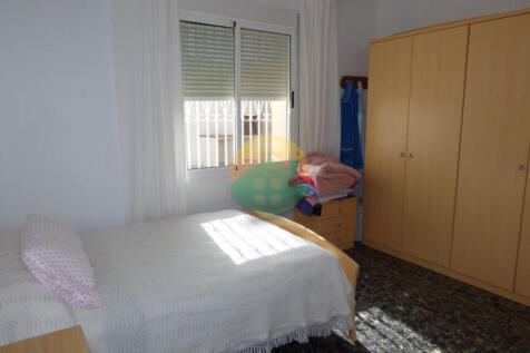 2 Bedroom Semi - Detached For Sale-PAR14-12