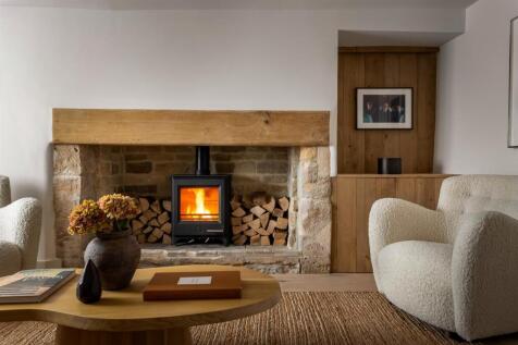 15 - Long Cottage - GL54 4AF - Web.jpg