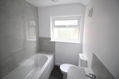 Bathroom.JPG