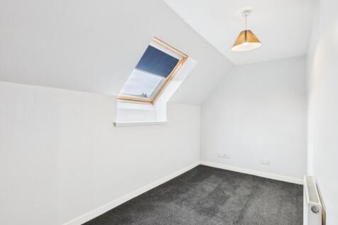 CAM03481G0-PR0086-STILL027