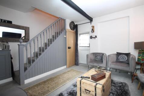 sitting room 2.JPG