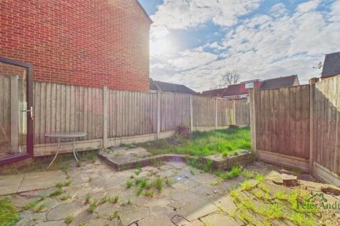 CAM02085G0-PR0246-STILL015.jpg