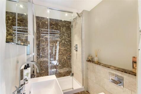 En Suite Shower Room