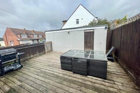 Rear Garden.jpg