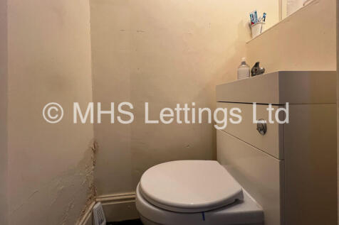 Bedroom7-bathroom...