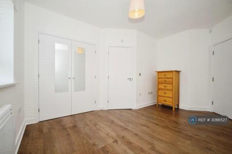 Highfield Close, London, SE13 photo 4