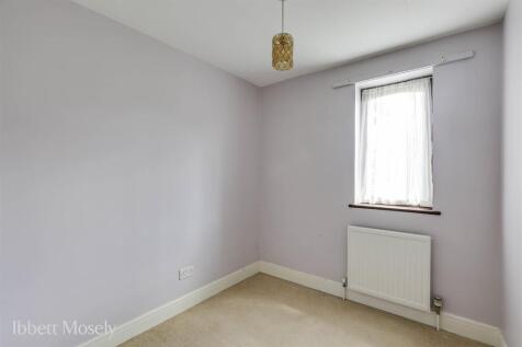 22 Bedroom - May 2025.jpg