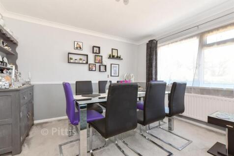 Lounge/ Dining Room