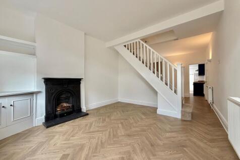 Borough Road, Altrincham, WA15 photo 3