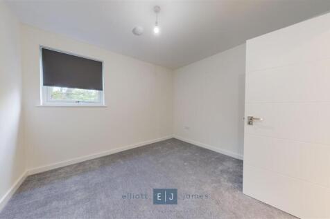 Borders Lane, Loughton photo 5